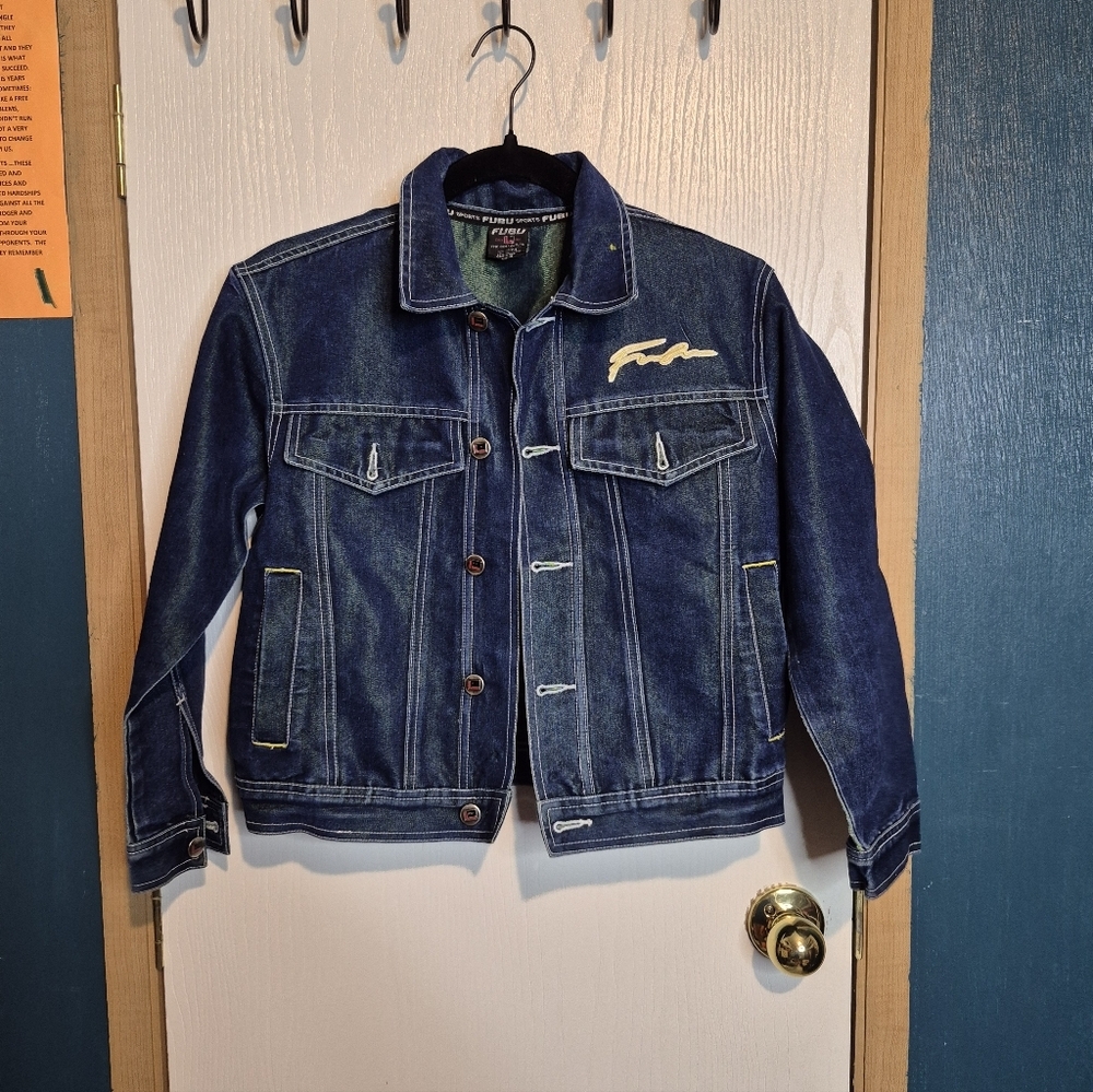 ☀️🌧vintage FUBU denim jacket